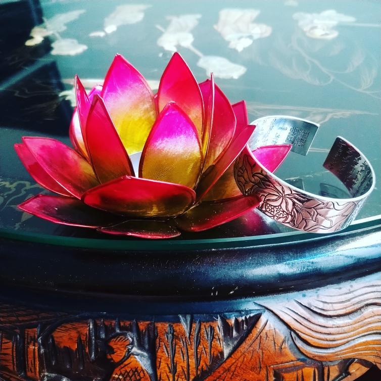 Bracelet Bouddhiste Plaqué Argent Calligraphie Noire Trésor Ethnique 2