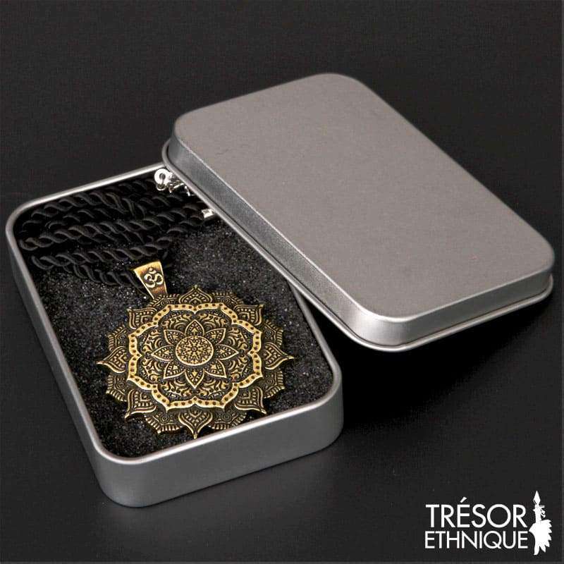 Pendentif Mandala Fleuri En Métal Antique Bronze Trésor Ethnique